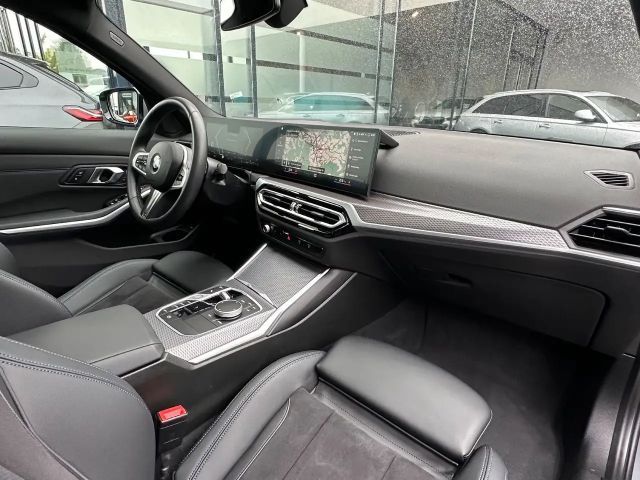 BMW 320 320d M-Sport Sedan xDrive