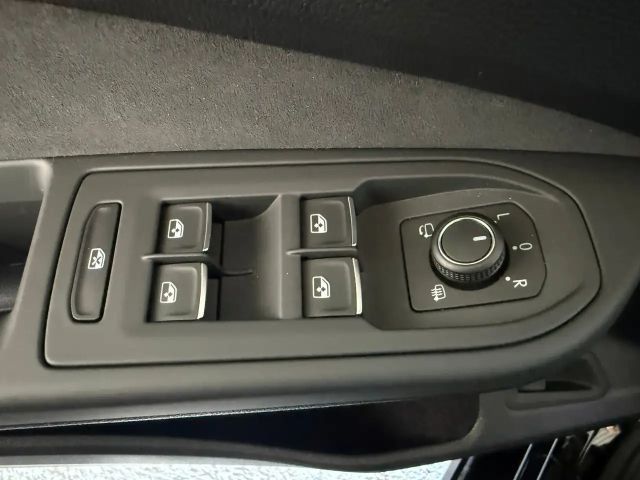 Volkswagen Golf Business DSG Variant