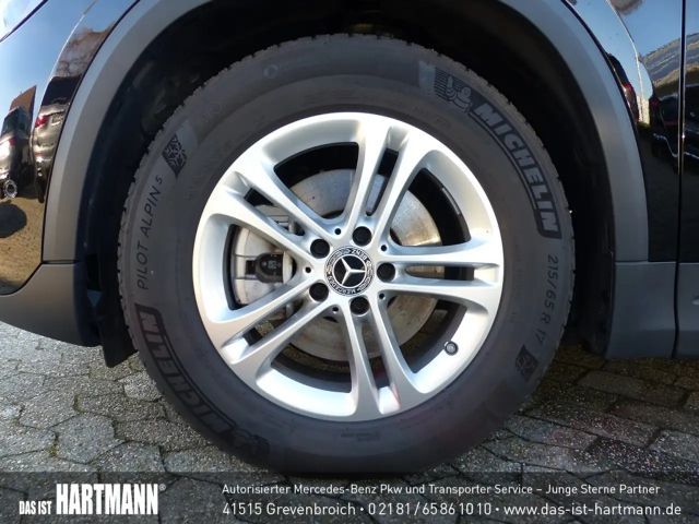 Mercedes-Benz GLA 200 ADVANCED+MBUX+RF.KAM+NAVI+LED+SPURHALTE