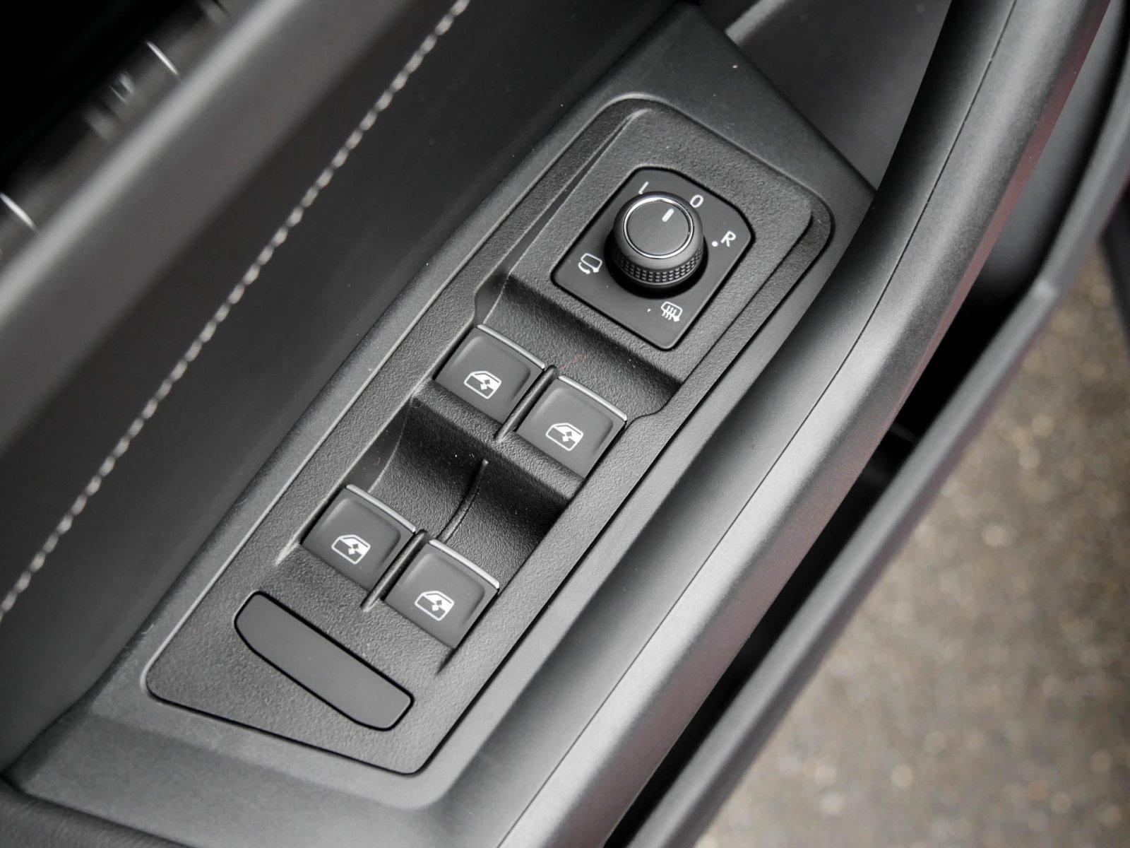 Volkswagen T-Roc 1.5 TSI Cabriolet DSG R-Line