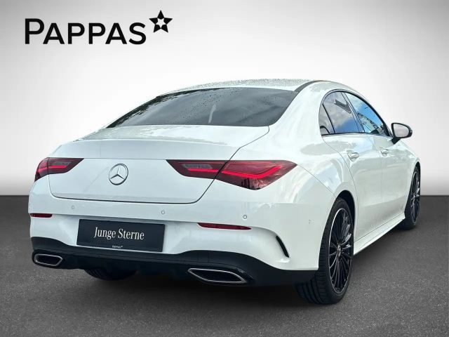 Mercedes-Benz CLA 200 AMG Line Coupé Premium