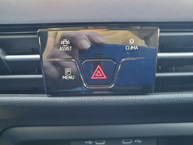 Volkswagen Golf DSG Life Variant