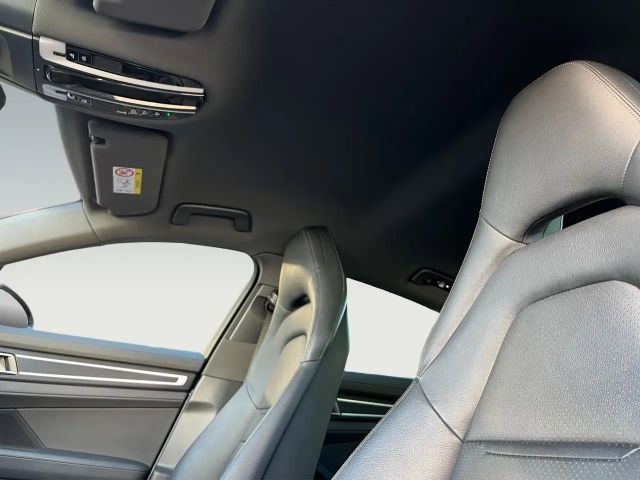 Porsche Panamera 4 E-Hybrid