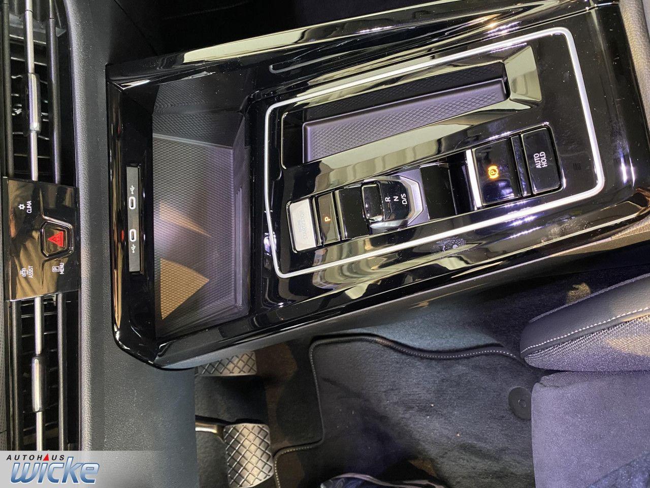 Volkswagen Golf 1.5 eTSI DSG Golf VIII Style