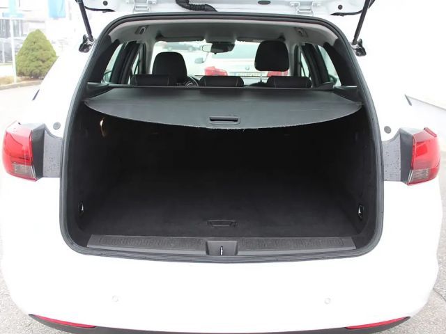 Opel Astra Edition Sports Tourer Turbo