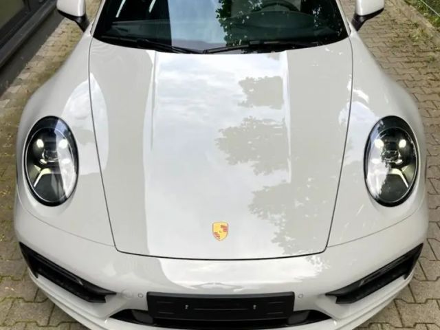 Porsche 992 Cabrio Carrera