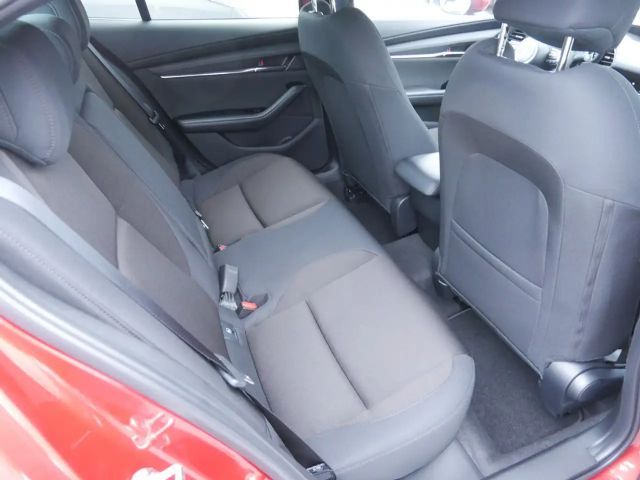 Mazda 3 2.5L SkyActiv e-Skyactiv