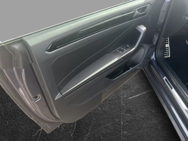 Volkswagen T-Roc 1.5 TSI Cabriolet DSG R-Line