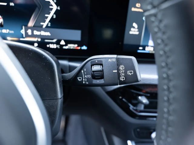 BMW 330 330i M-Sport Touring xDrive