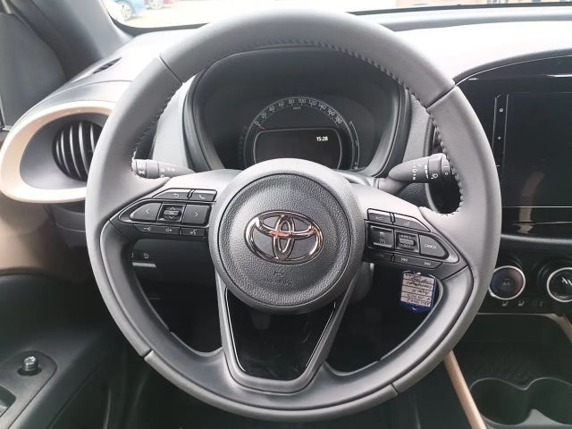 Toyota Aygo X Teamplayer