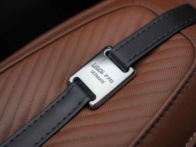 Aston Martin DBS 770 Ultimate Volante 1 OF 199/CARBON/BUCKET