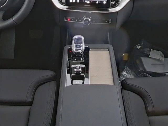 Volvo XC90 AWD Dark Plus T8