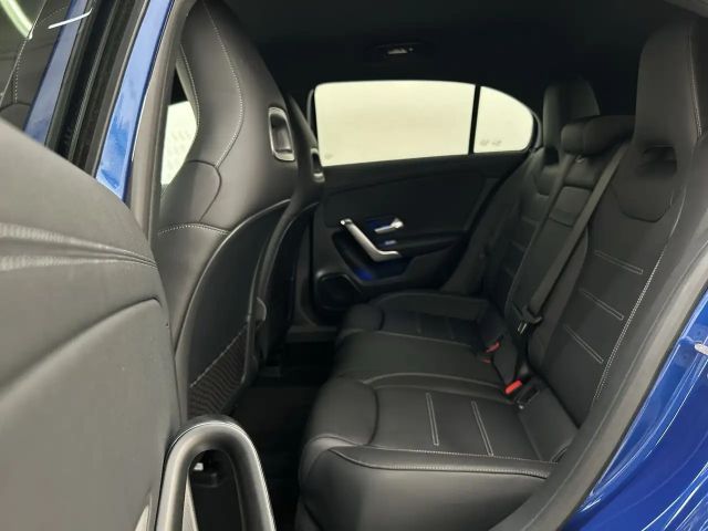 Mercedes-Benz A 200 AMG Line Hatchback