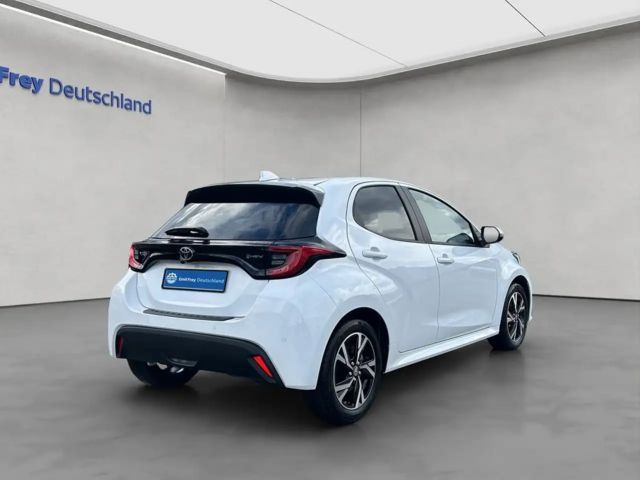 Toyota Yaris Hatchback Hybride VVT-i