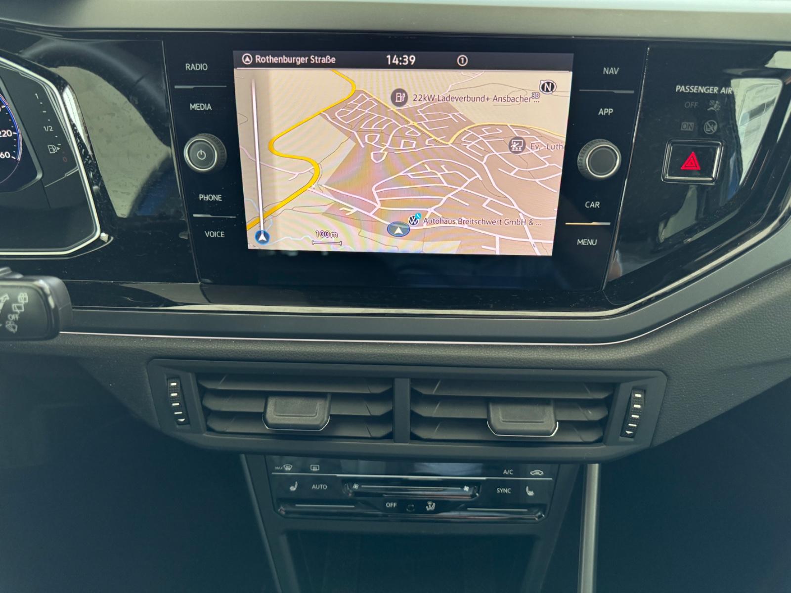 Volkswagen Taigo 1.5 TSI DSG R-Line