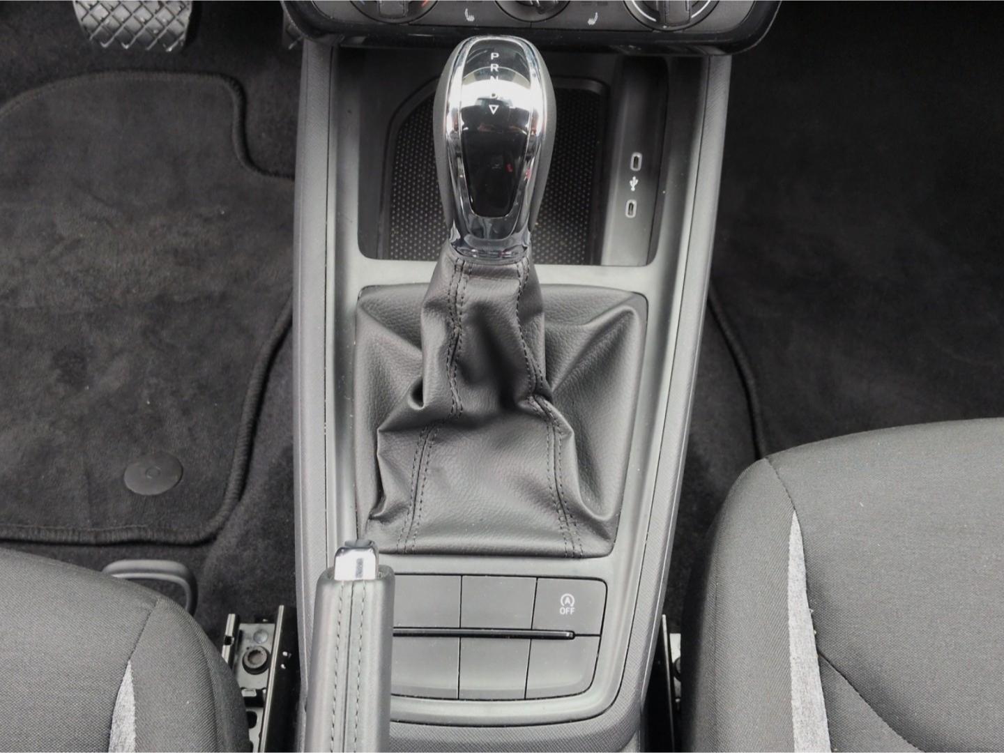 Skoda Scala Essence TSI*DSG LED SHZ Tempo digCockp PDC