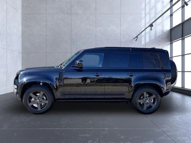 Land Rover Defender 110 D250 Dynamic SE