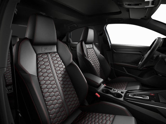 Audi RS3 Quattro S-Tronic Sedan