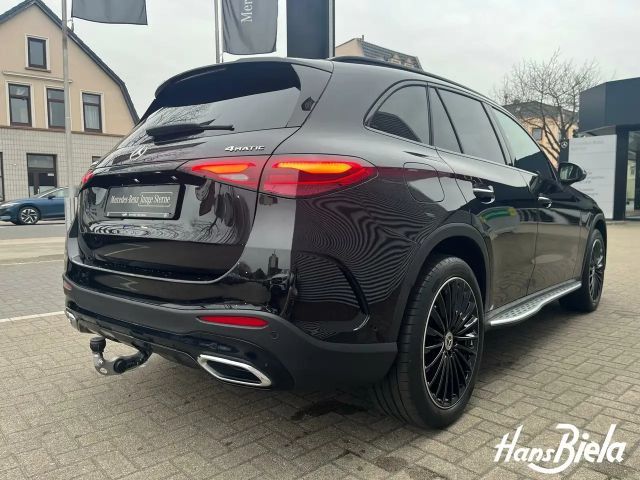 Mercedes-Benz GLC 300 4MATIC AMG Line GLC 300 d