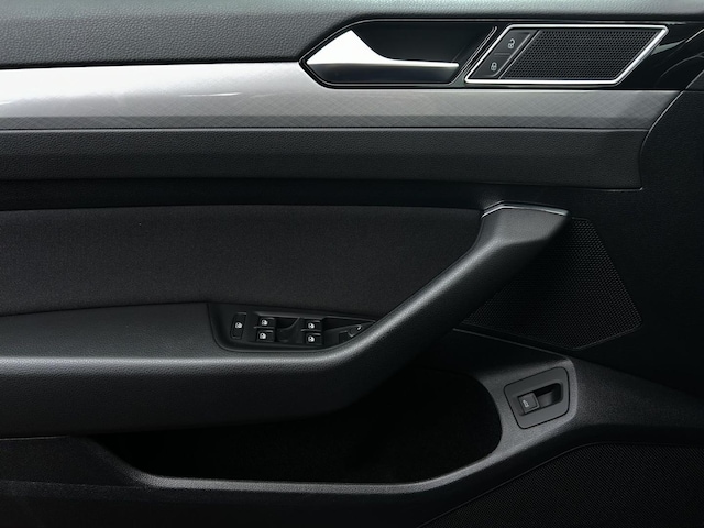 Volkswagen Passat 2.0 TDI Business DSG Variant