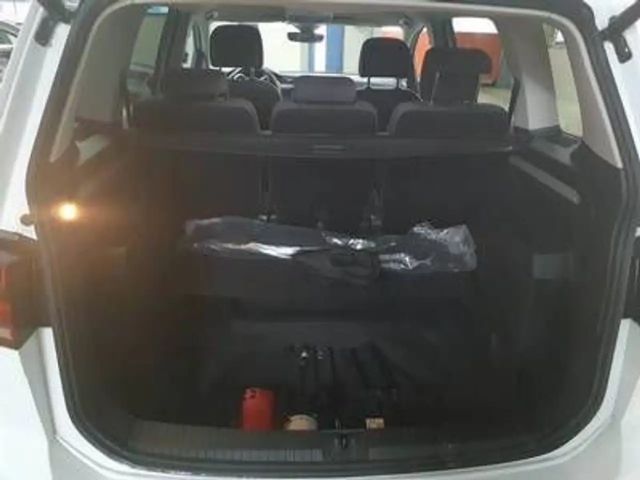 Volkswagen Touran DSG