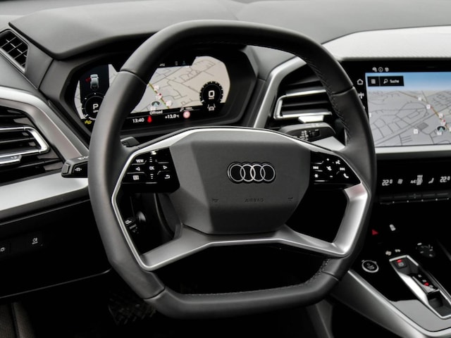 Audi Q4 e-tron SUV 45 e-tron Audi Q4 e-tron