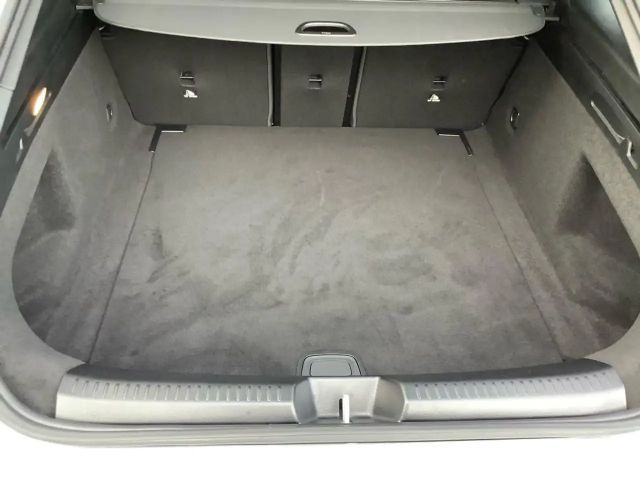 Mercedes-Benz CLA 180 Coupé Shooting Brake