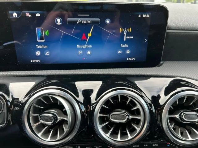 Mercedes-Benz A 35 AMG 4MATIC AMG Line