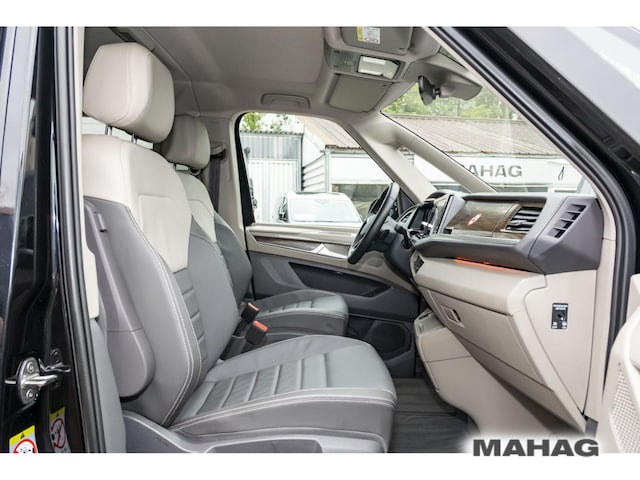 Volkswagen Multivan Style