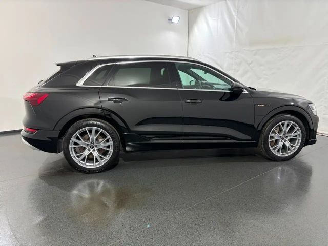Audi e-tron 50 Quattro S-Line