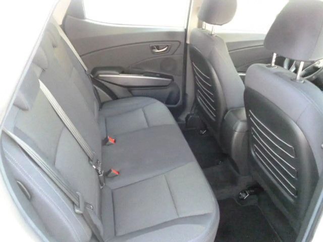 SsangYong Tivoli 2WD