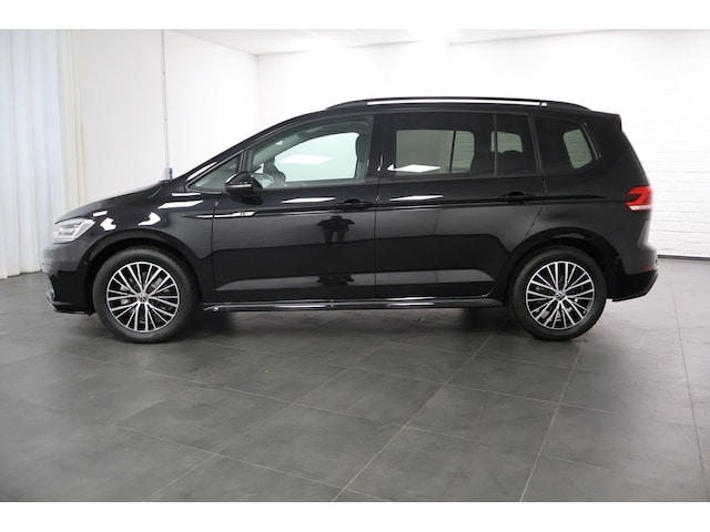 Volkswagen Touran 1.5 TSI DSG R-Line