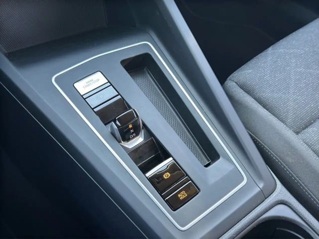 Volkswagen Golf DSG Golf VIII Life Variant