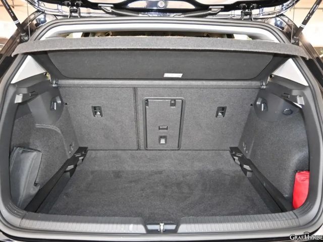 Volkswagen Golf 1.5 TSI Golf VIII Style