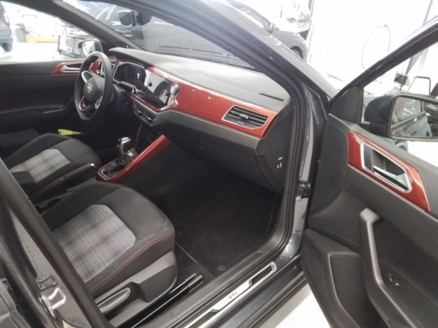 Volkswagen Polo DSG IQ.Drive