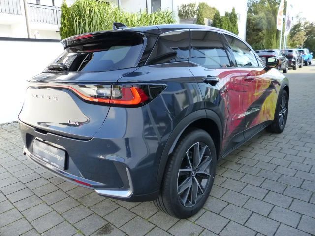 Lexus LBX FWD Cool mit Vollausstattung Levinson 1.Hand