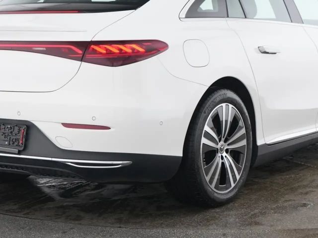 Mercedes-Benz EQE 300 Advanced Sedan