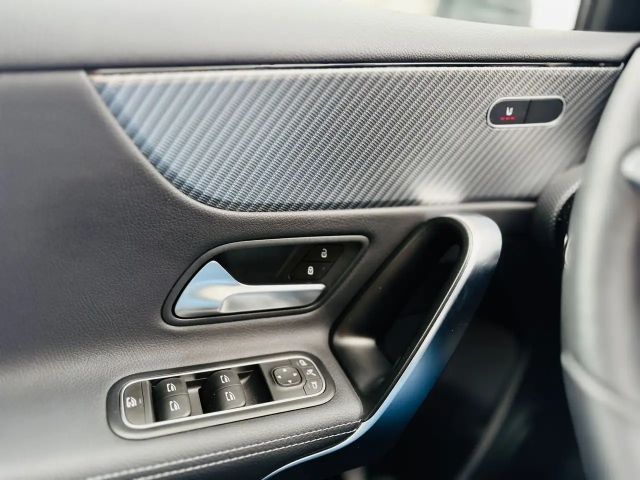 Mercedes-Benz A 180 Progressive