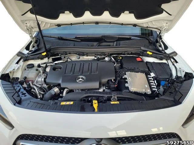 Mercedes-Benz GLA 220 4MATIC AMG Line GLA 220 d