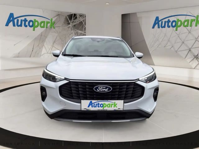 Ford Kuga AWD Hybrid Titanium