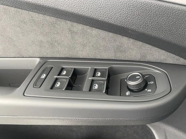 Volkswagen Golf Rabbit TSI