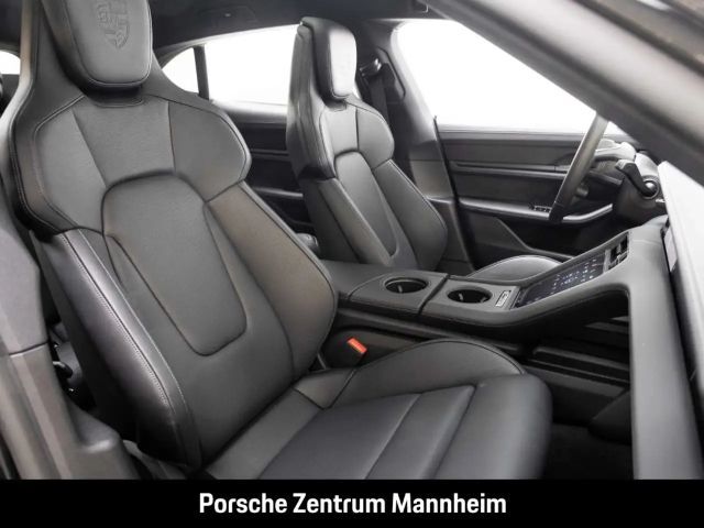 Porsche Taycan 4S Cross Turismo