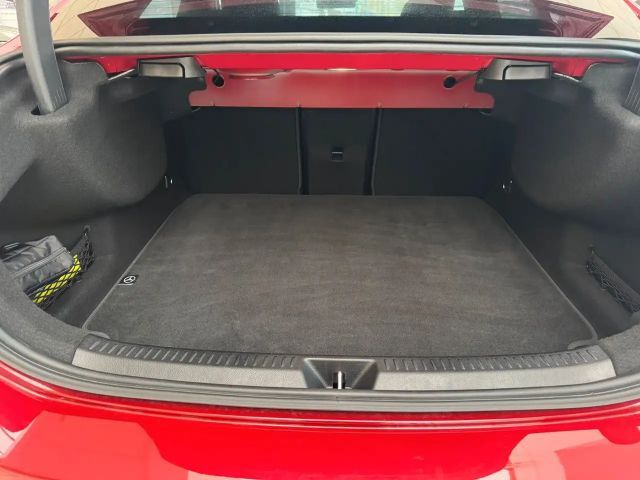 Mercedes-Benz A 180 AMG Line