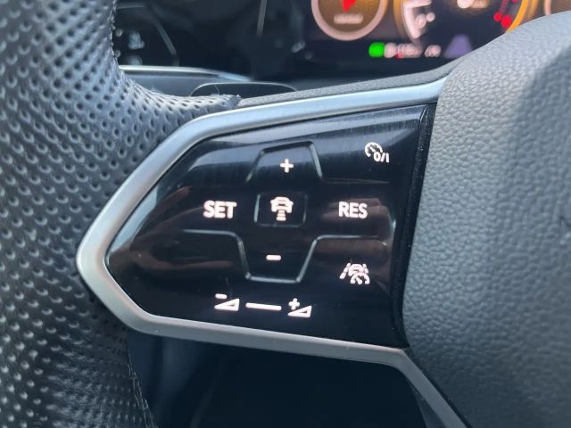 Volkswagen Golf DSG GTI Golf VIII Style