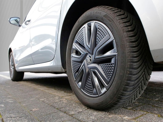 Skoda Fabia 1.0 TSI Tour