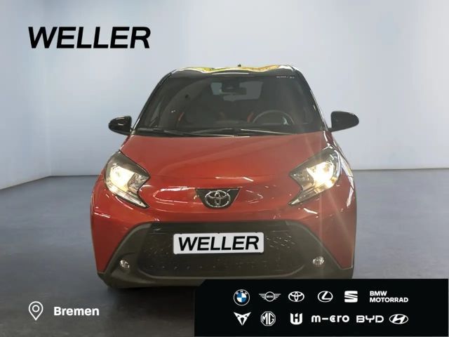 Toyota Aygo X Bi-Tone Hatchback