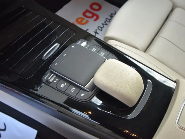 Mercedes-Benz A 220 A 220 d Hatchback Style