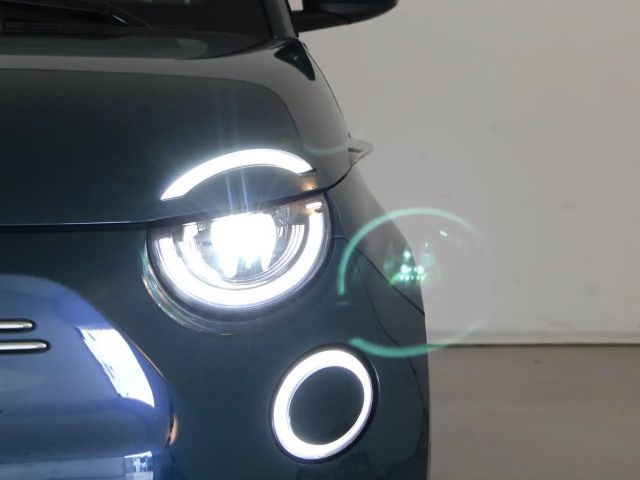 Fiat 500e 42 kWh La Prima