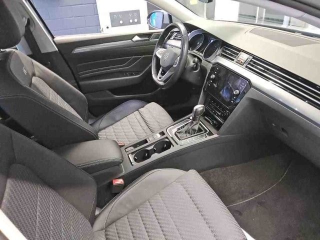 Volkswagen Passat 4Motion DSG R-Line Variant