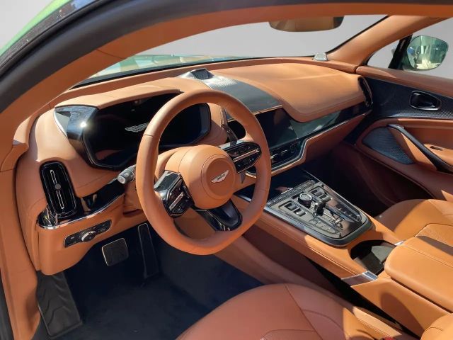 Aston Martin DBX 707 MY25 Full Carbon